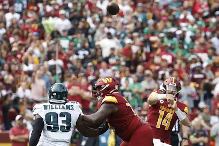 The Commanders' offensive line protected Howell well in the loss to the Eagles.